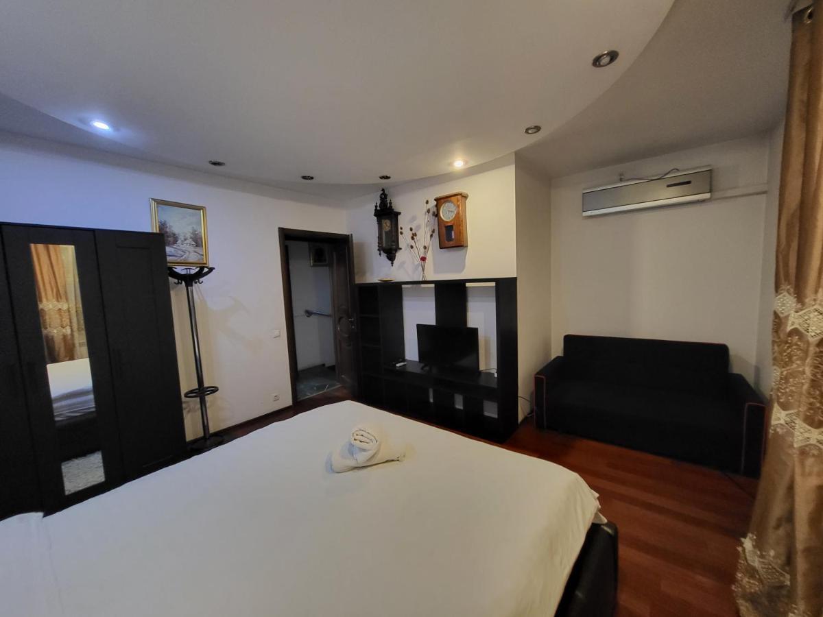 1St Floor National Arena Monza Studio Bucureşti Ngoại thất bức ảnh